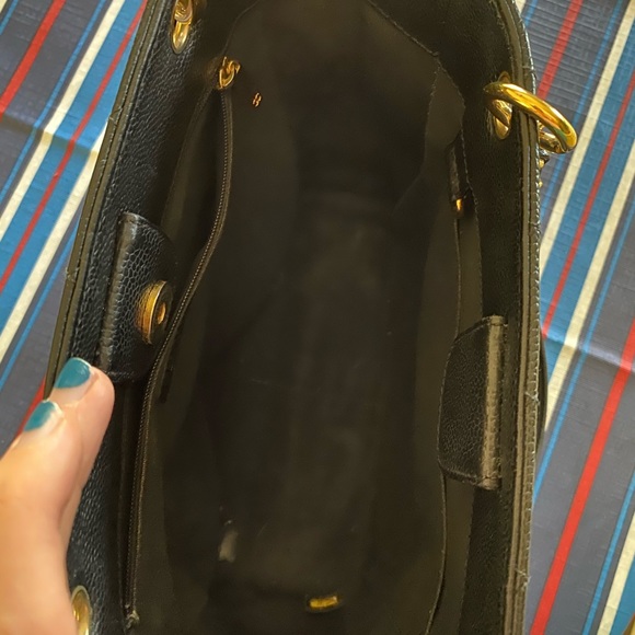 VINTAGE CHANEL Black Petite Shopping Tote - Picture 6 of 6